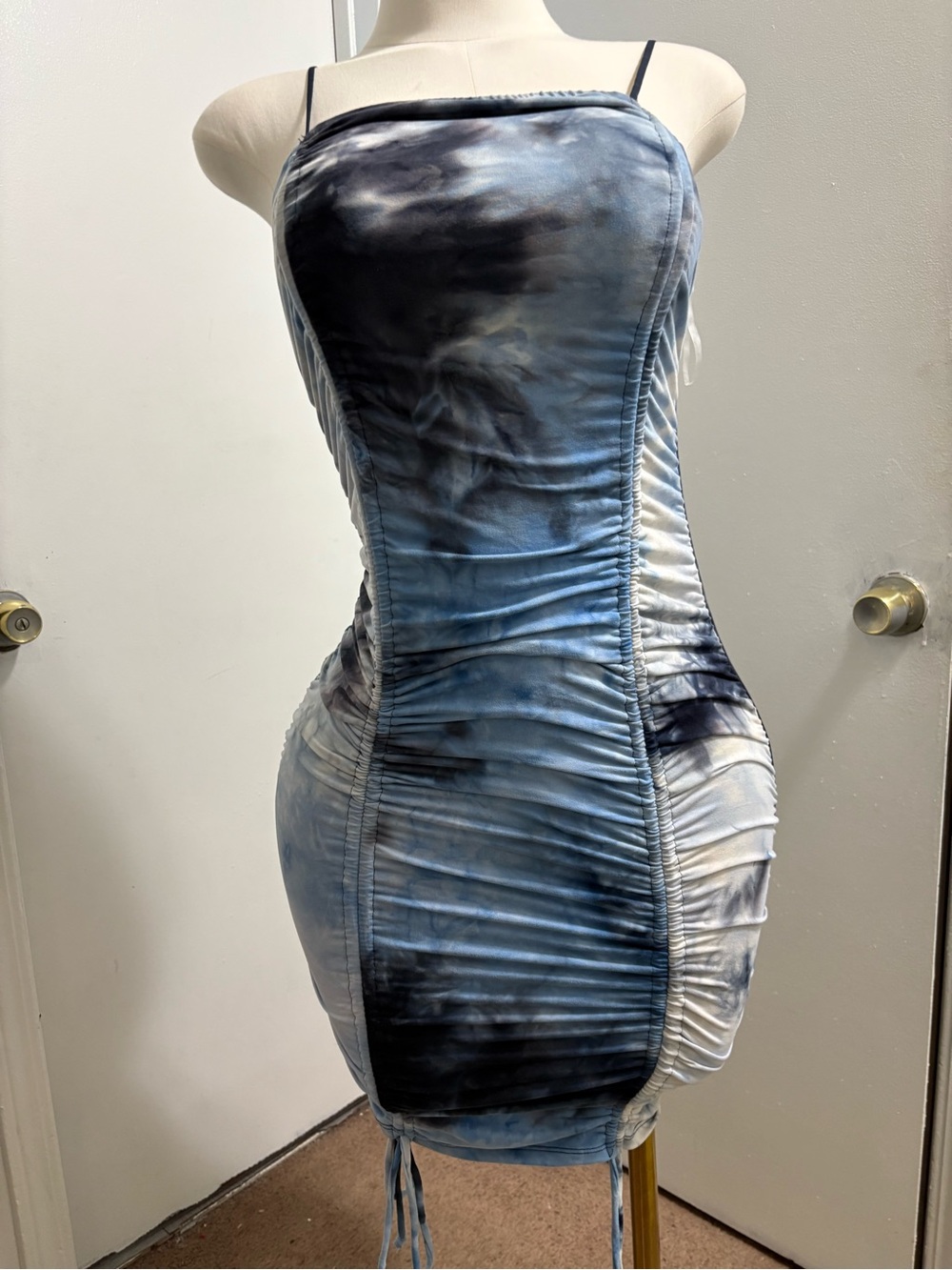 Heart Hips Blue Tie-Dye Ruched Spaghetti Strap Mini Dress